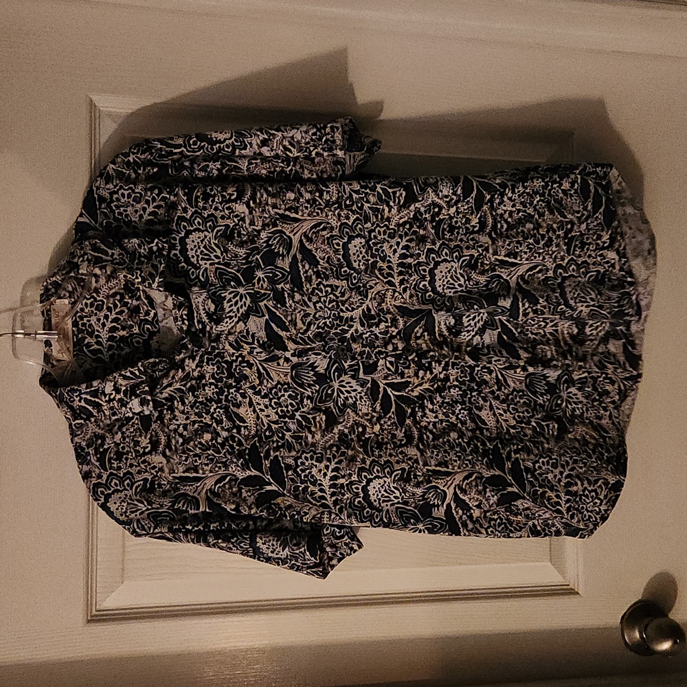 Laiyinniao mens Hawaiian style shirt